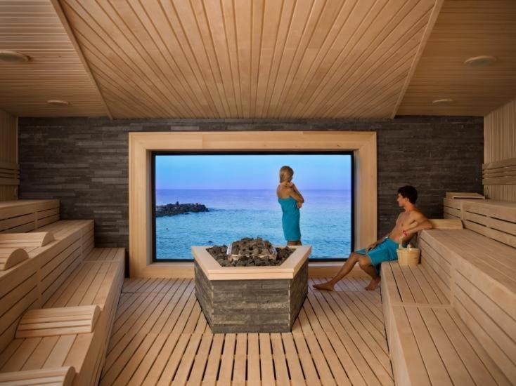 Apartment Blue Lagoon Saints Constantine and Helena Bagian luar foto